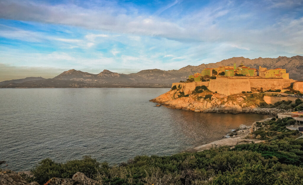 explorez calvi et la haute corse