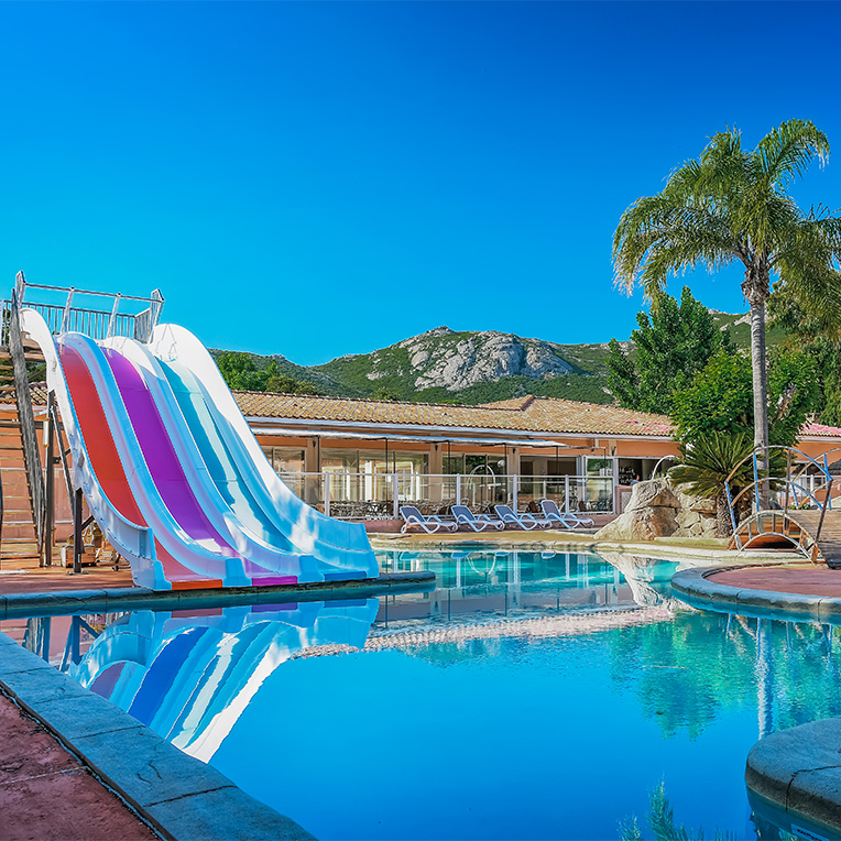 residence avec parc aquatique a calvi