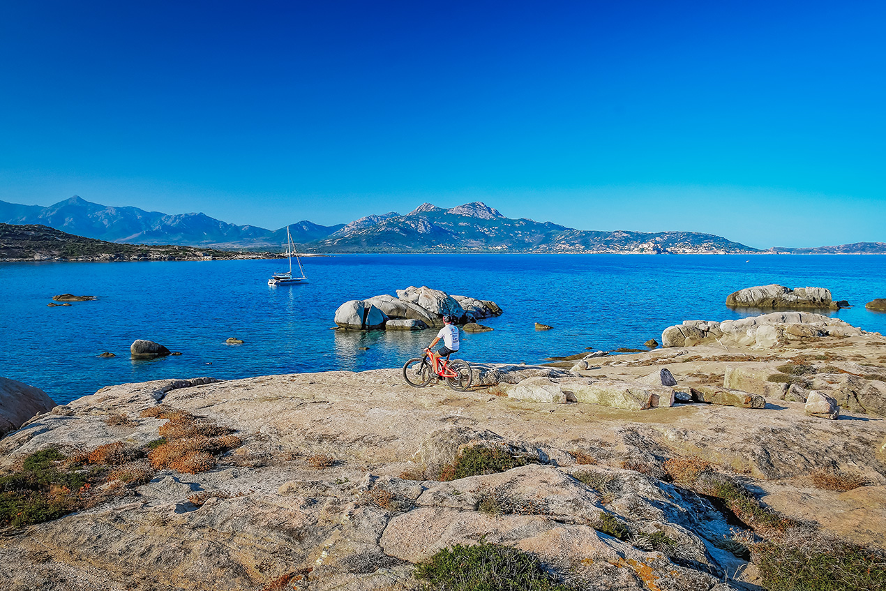 vos vacances en bord de mer a calvi